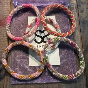 Sashka Co Beaded Bracelets Set of 5 B40